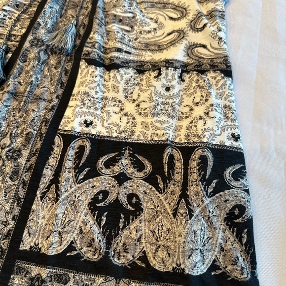 NWOT Lucky Brand Black and White Sleeveless Top Size Large - Picture 3 of 7